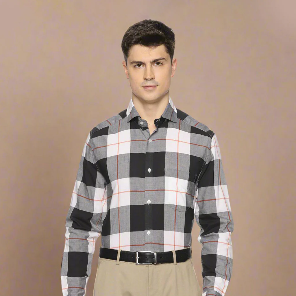 Maverick Cotton Check Shirt In White & Black - Image 8